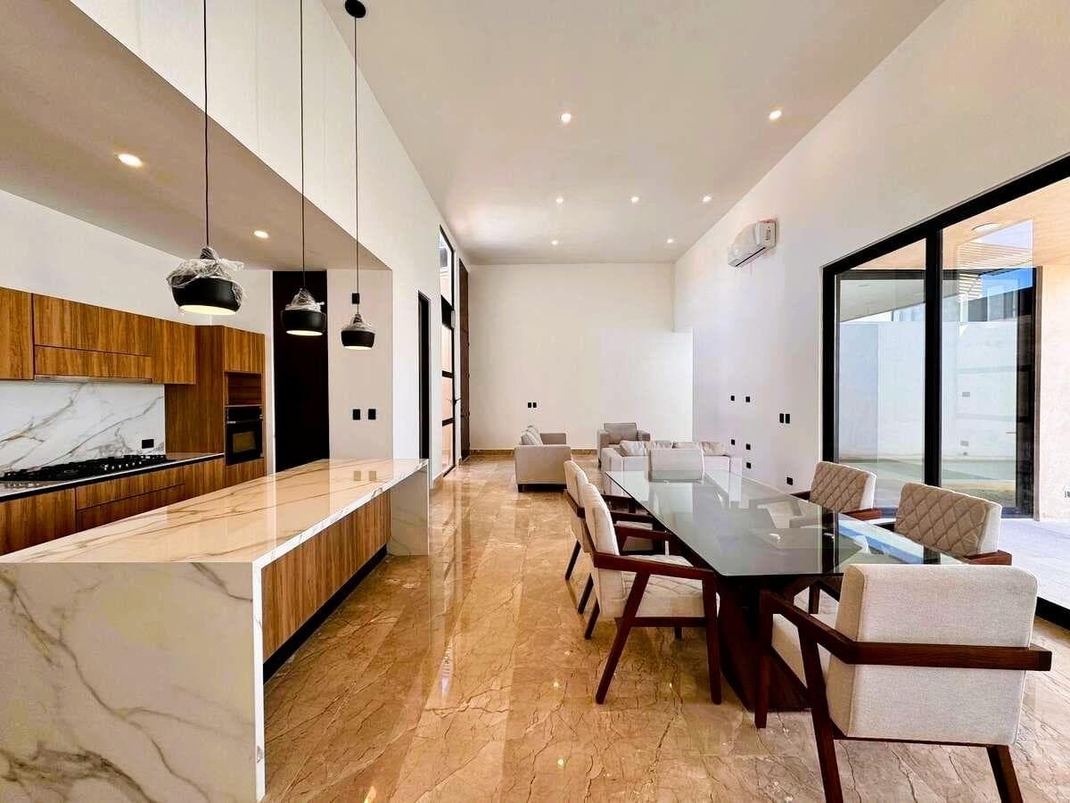 New Single-Story Home on Privada Adana in Xcanatun