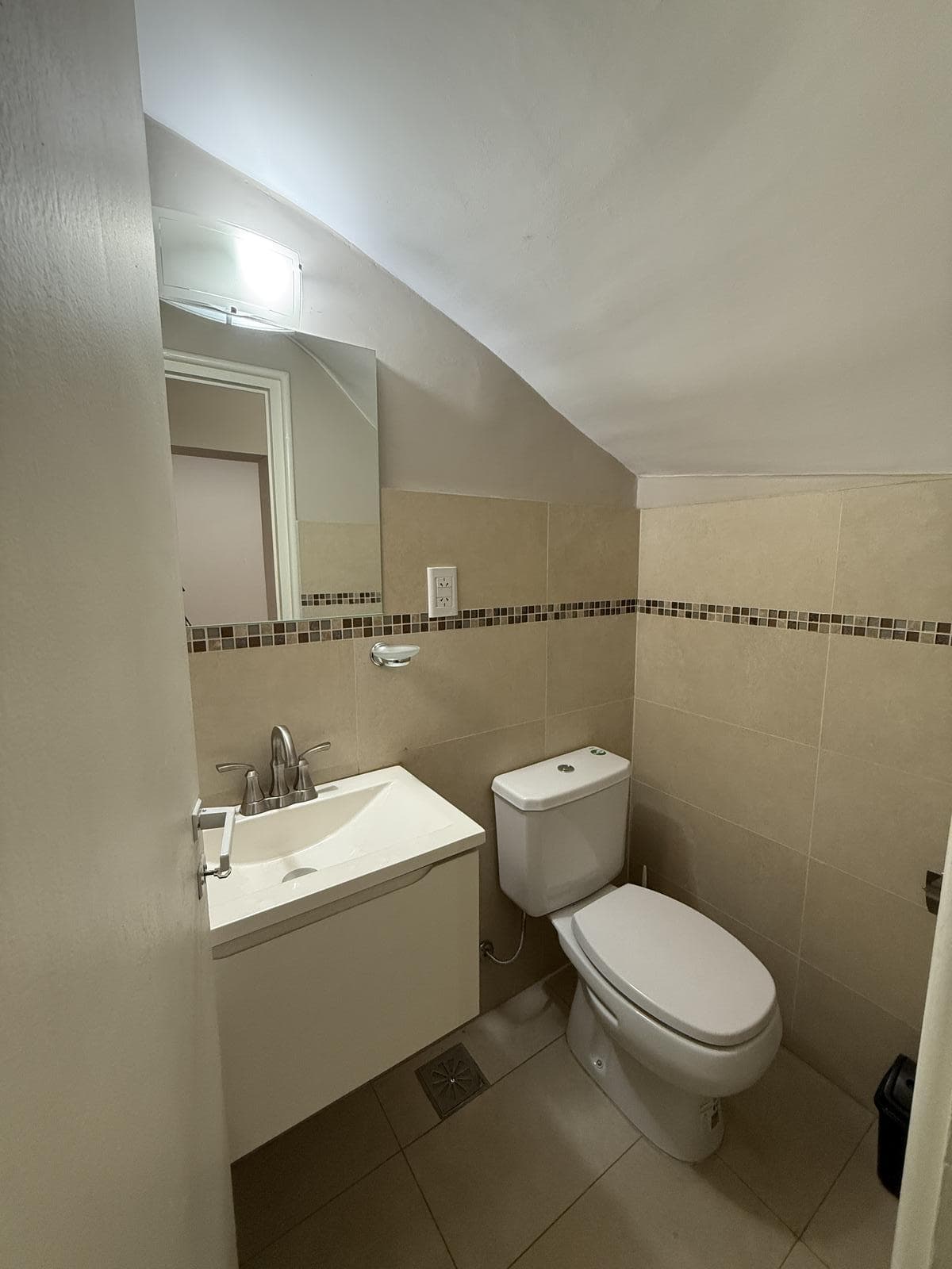 House for sale with 4 bedrooms and 3 bathrooms in Mendoza City