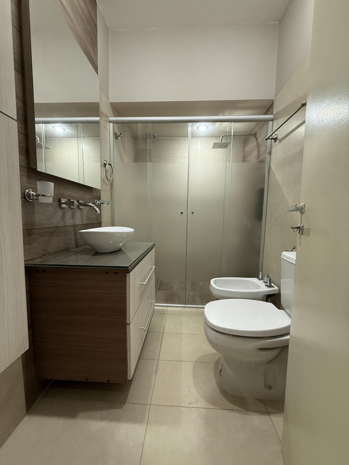 House for sale with 4 bedrooms and 3 bathrooms in Mendoza City