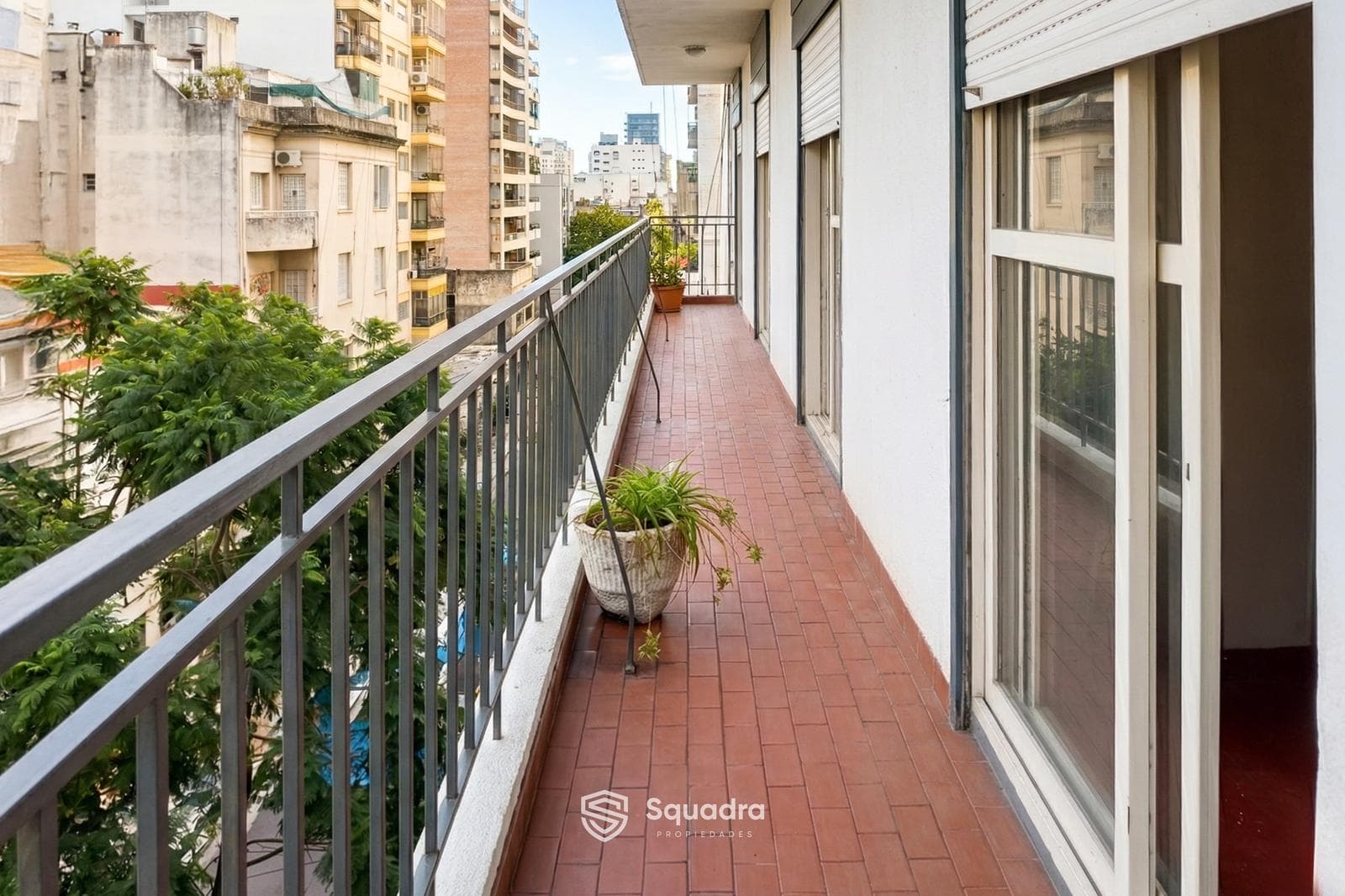 FOR SALE - 3-bedroom apartment with two balconies. Shared terrace with barbecue area—MORTGAGE ELIGIBLE
