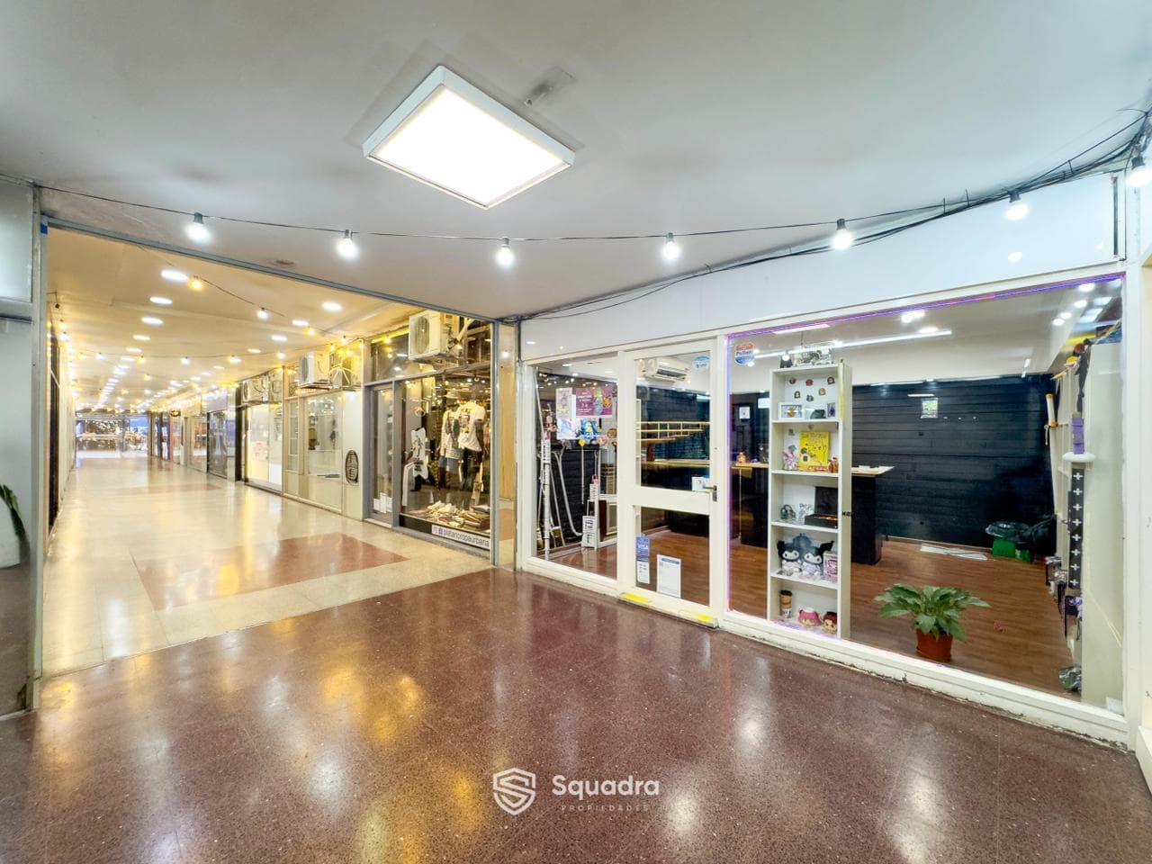 FOR SALE | TRADE - Commercial Space in a Shopping Center - Downtown, Rosario.