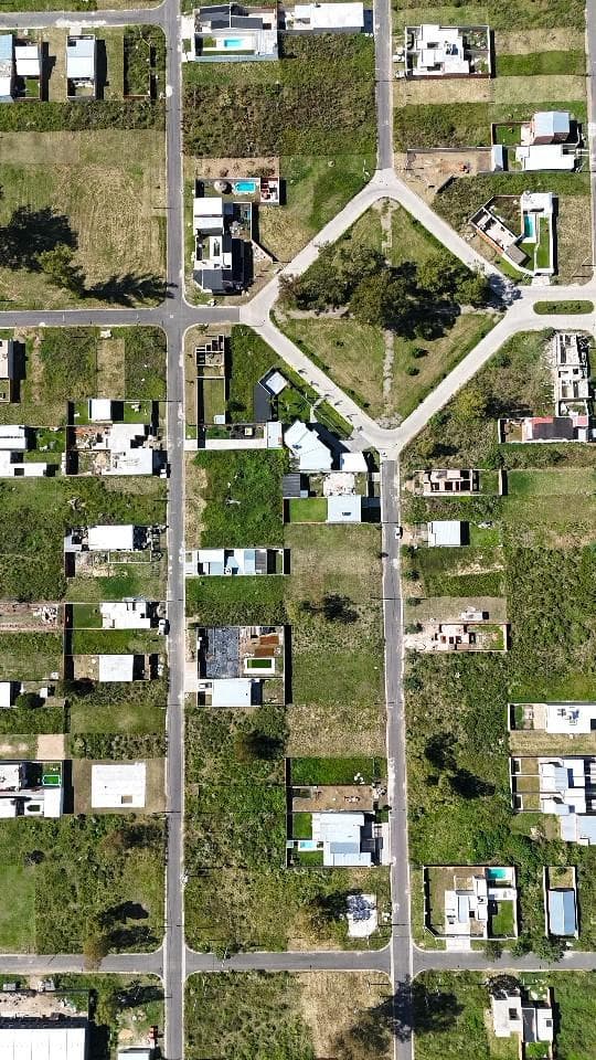 Lot 531 for Sale in the Puerta del Sol Neighborhood, Campana. Available for immediate occupancy and with title deed.