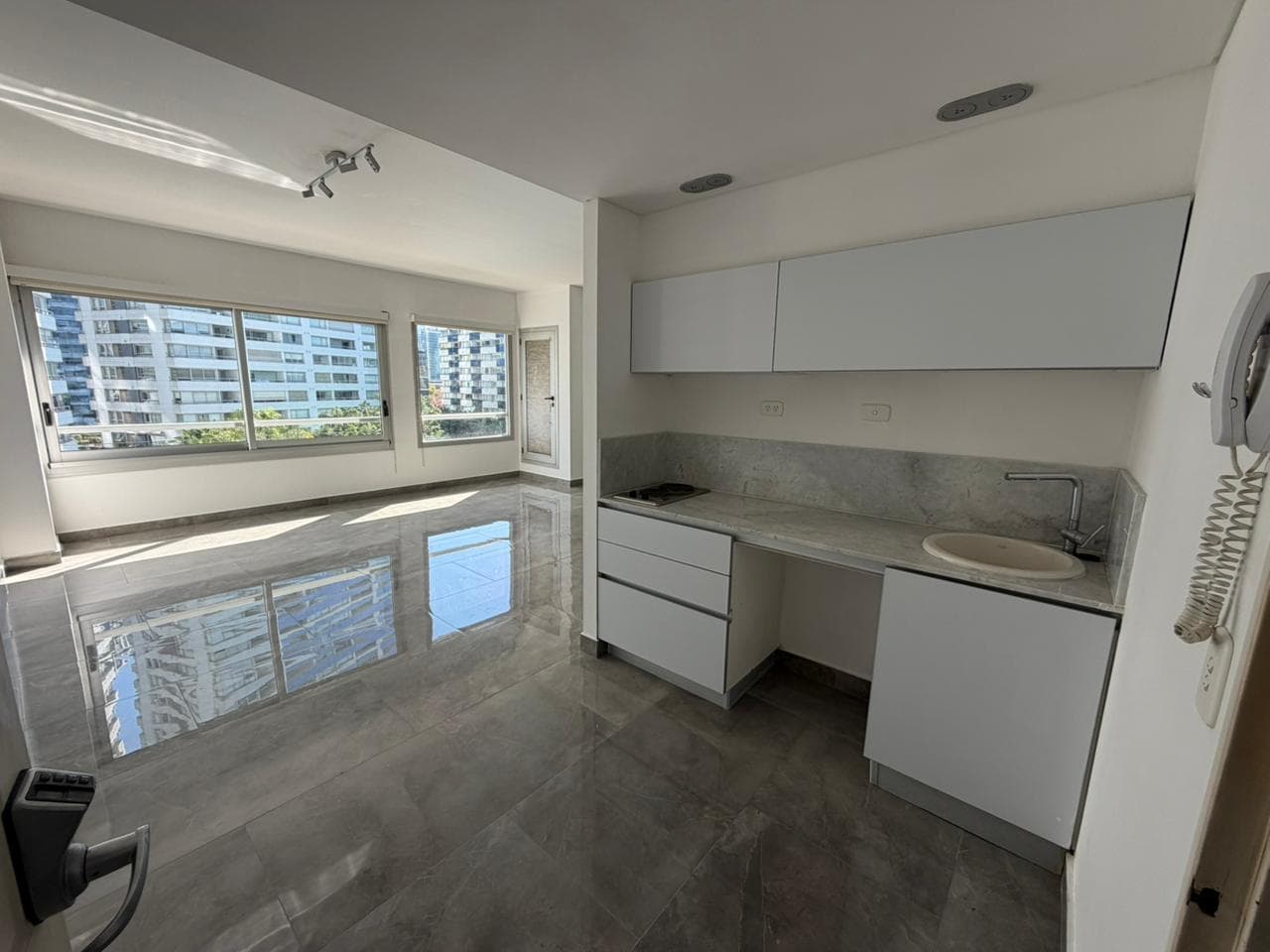 For Sale or Rent: Studio Apartment in Puerto Madero, ZenCity