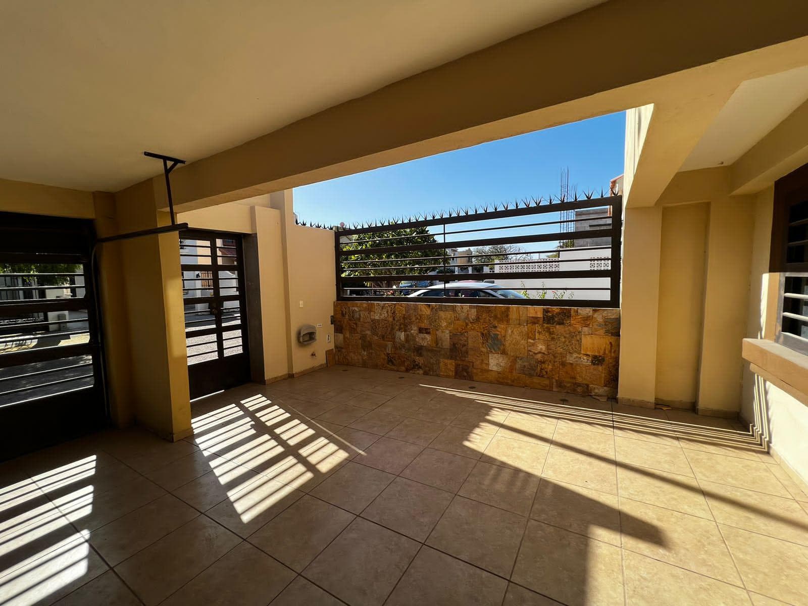 House for sale in the Villa Bonita residential community.