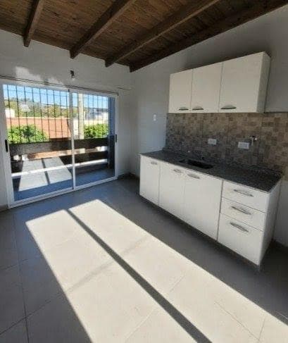 Apartment in West Lanús