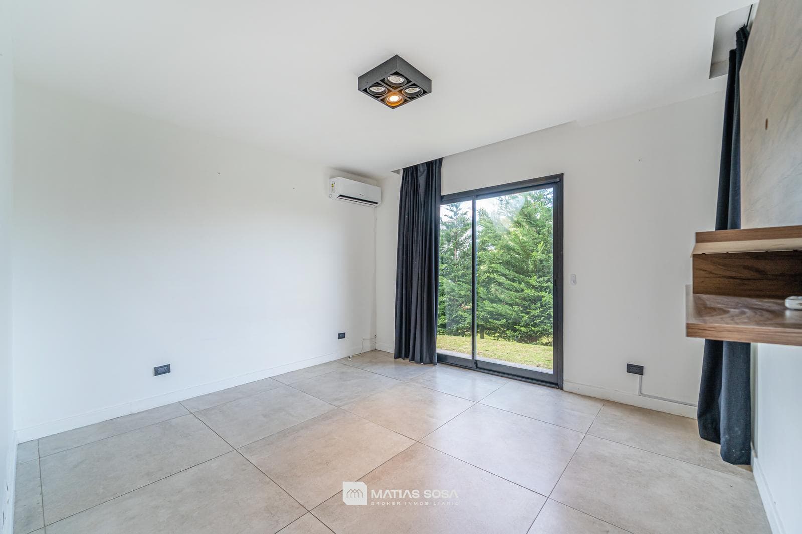 For Sale - House - 4 Rooms with Pool and Grill - Rumencó "Las Lomas"