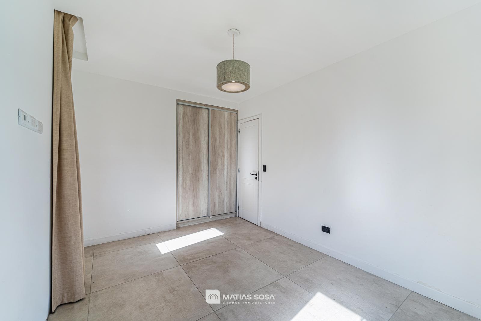 For Sale - House - 4 Rooms with Pool and Grill - Rumencó "Las Lomas"