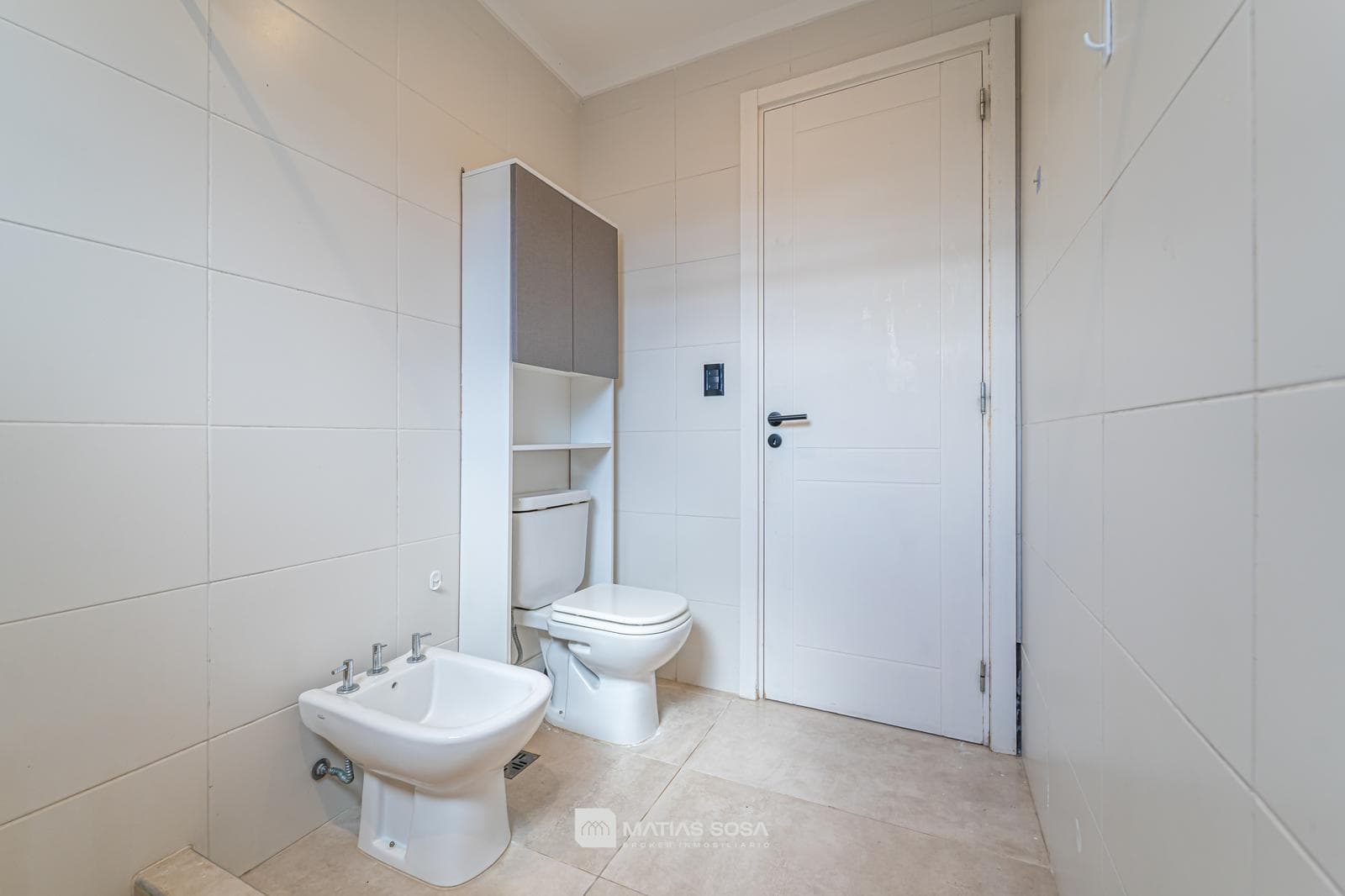 For Sale - House - 4 Rooms with Pool and Grill - Rumencó "Las Lomas"