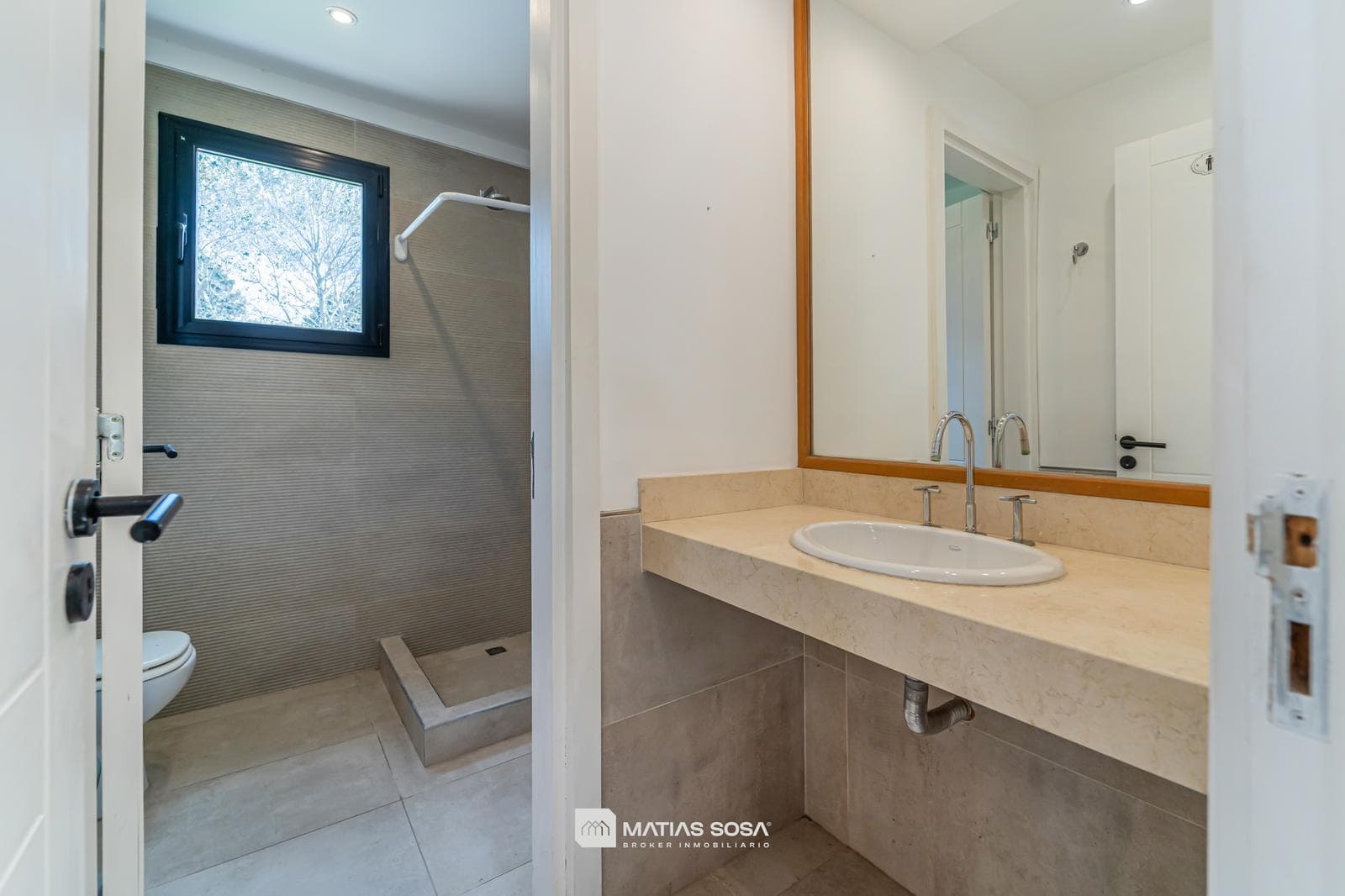 For Sale - House - 4 Rooms with Pool and Grill - Rumencó "Las Lomas"