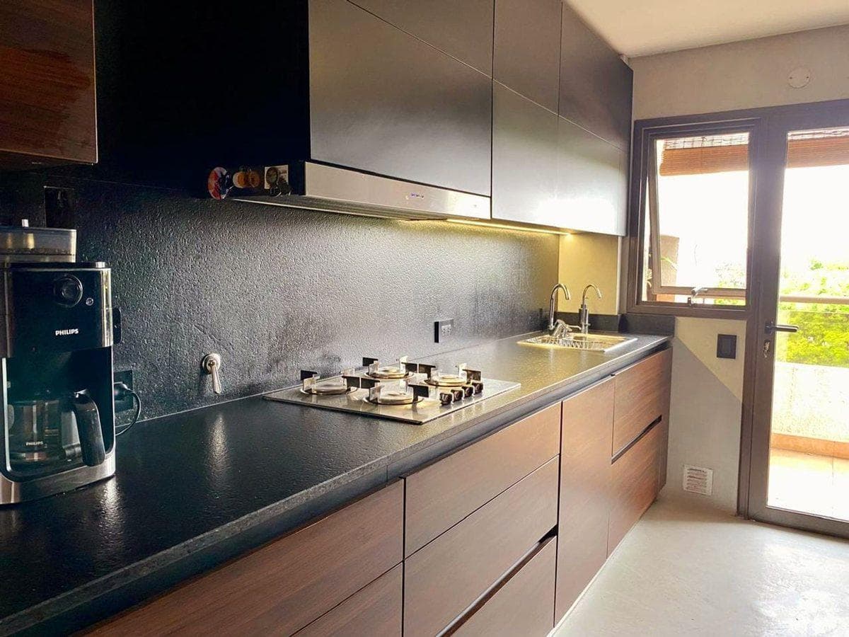 APARTMENT FOR SALE IN CASONAS DEL PARQUE: 3 BEDROOMS, 2 BATHROOMS