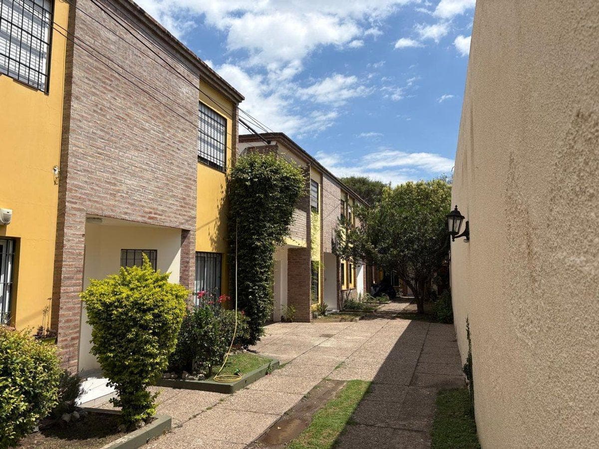 DUPLEX FOR SALE IN THE PUEYRREDON NEIGHBORHOOD HOUSING DEVELOPMENT