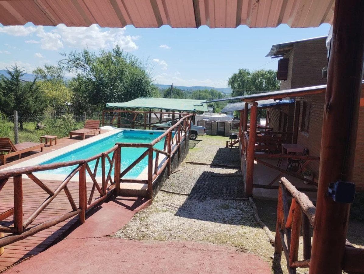 FOR SALE: COMPLEX OF 3 CABINS IN SAN ANTONIO DE ARREDONDO
