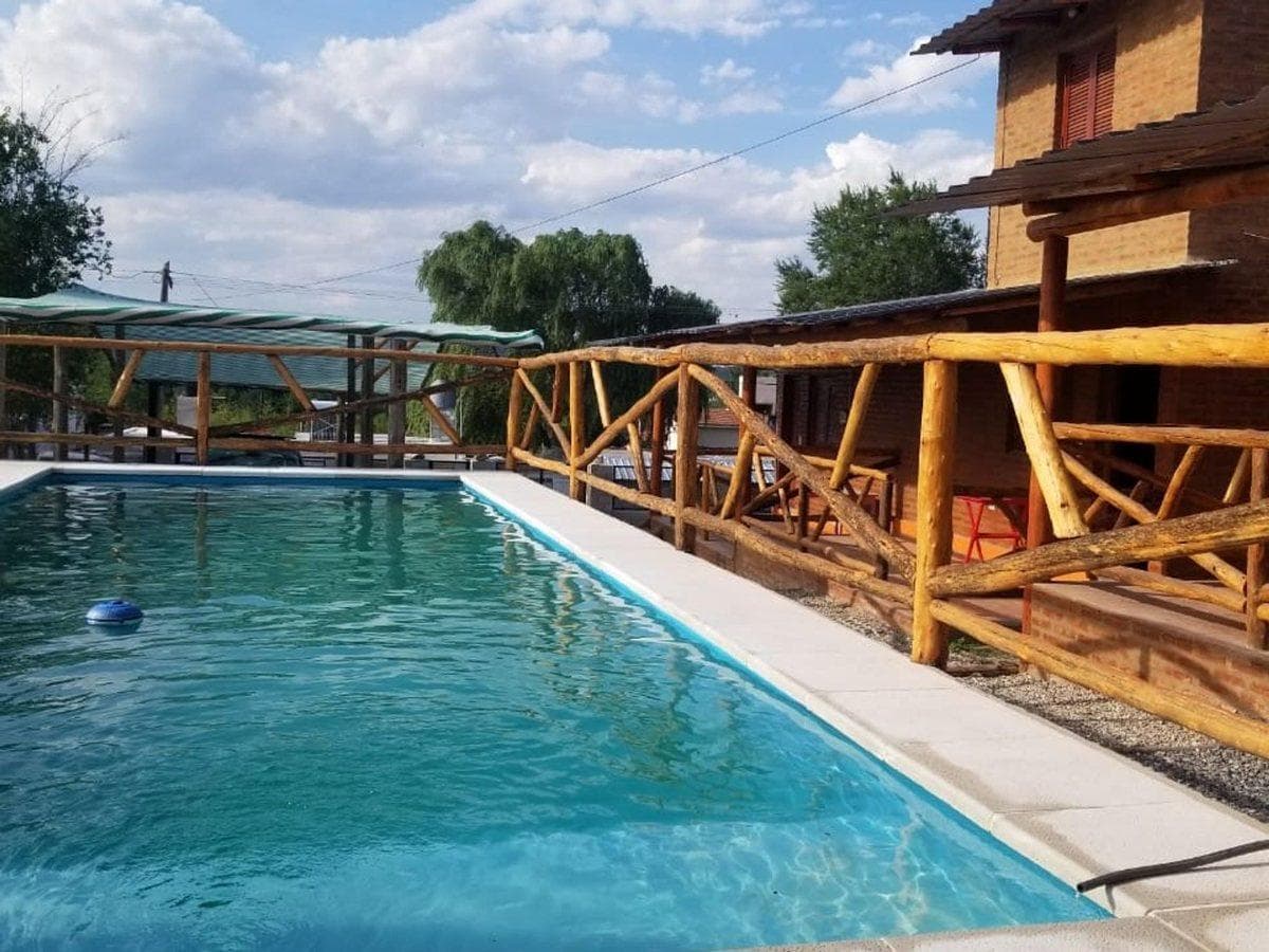 FOR SALE: COMPLEX OF 3 CABINS IN SAN ANTONIO DE ARREDONDO