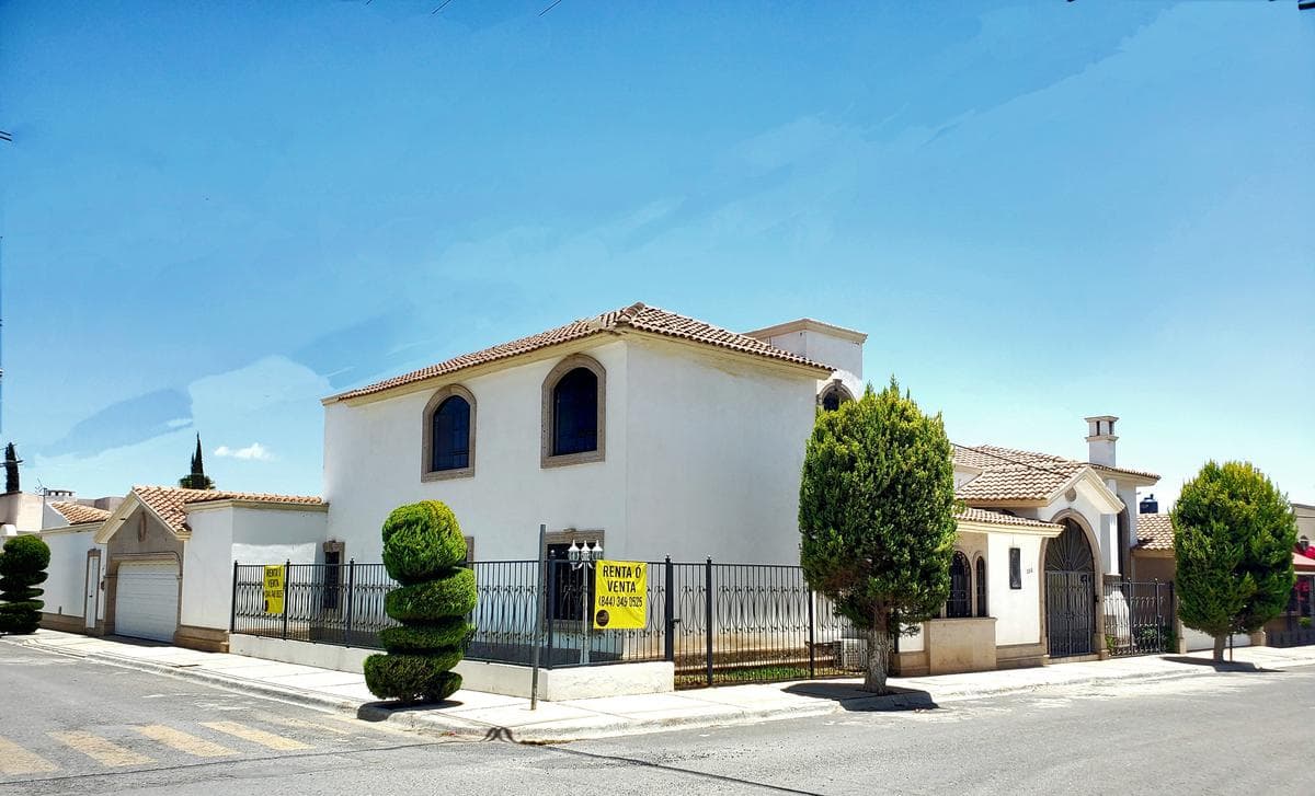 House for Sale in los Pinos, North Saltillo