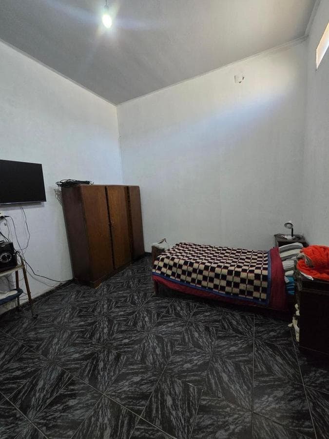 HOUSE FOR SALE: 1 DE MAYO, 3 BEDROOMS
