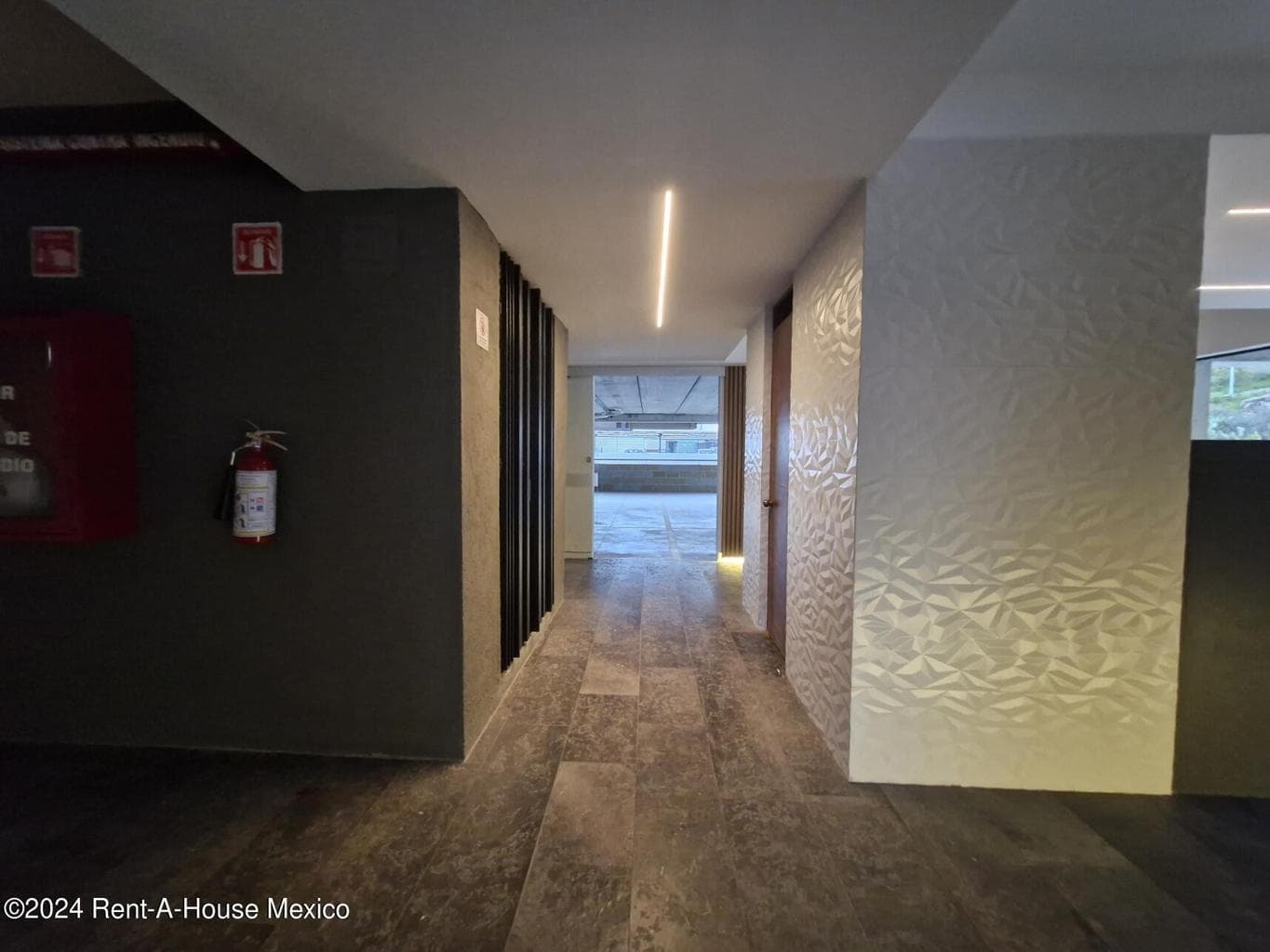 Apartment for Sale in Milenio 3, Querétaro. 3 bedrooms, 3 parking spaces