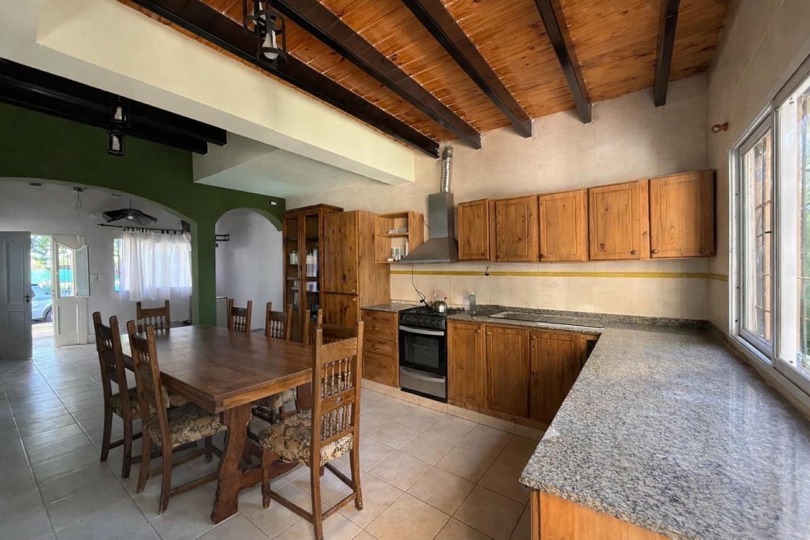 House in the Mendoza Rugby Club Subdivision