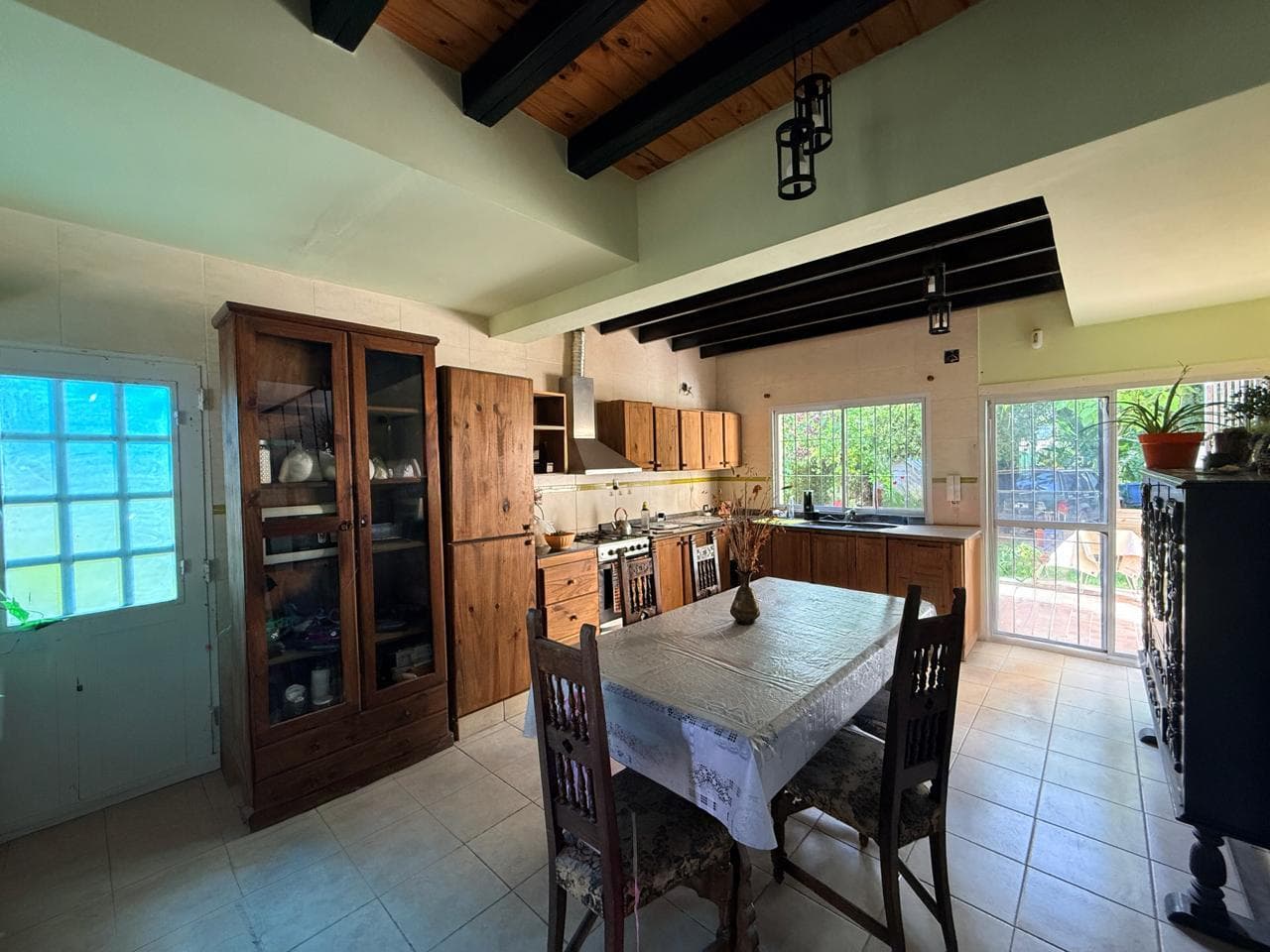 House in the Mendoza Rugby Club Subdivision