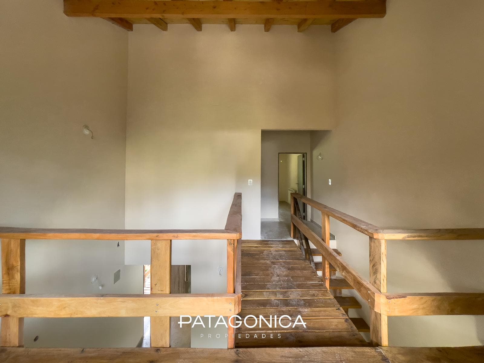 2-Room Apartment with Private Garden and Garage