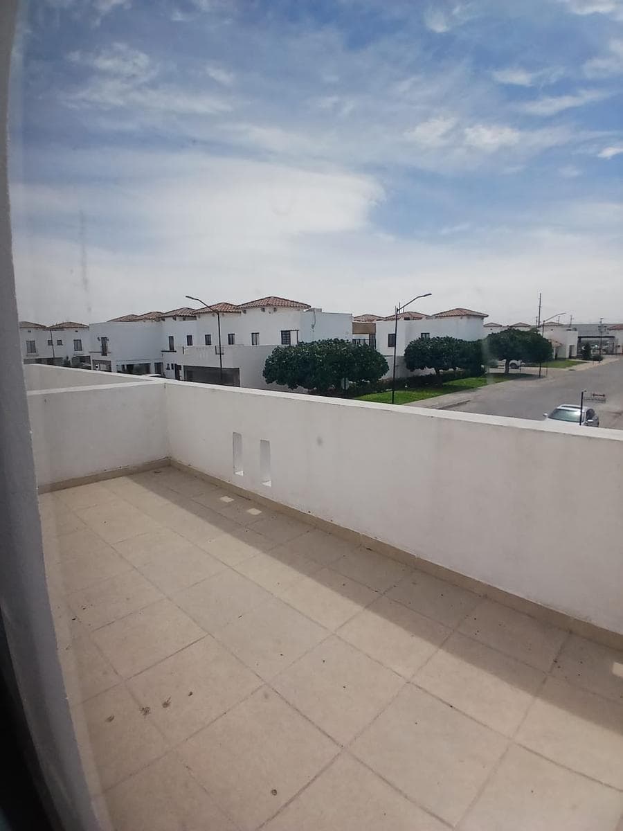 Furnished House for Rent in las Lomas