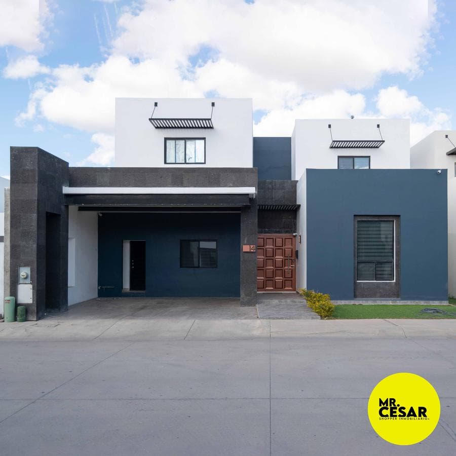 House for Rent in Los Santos Residencial
