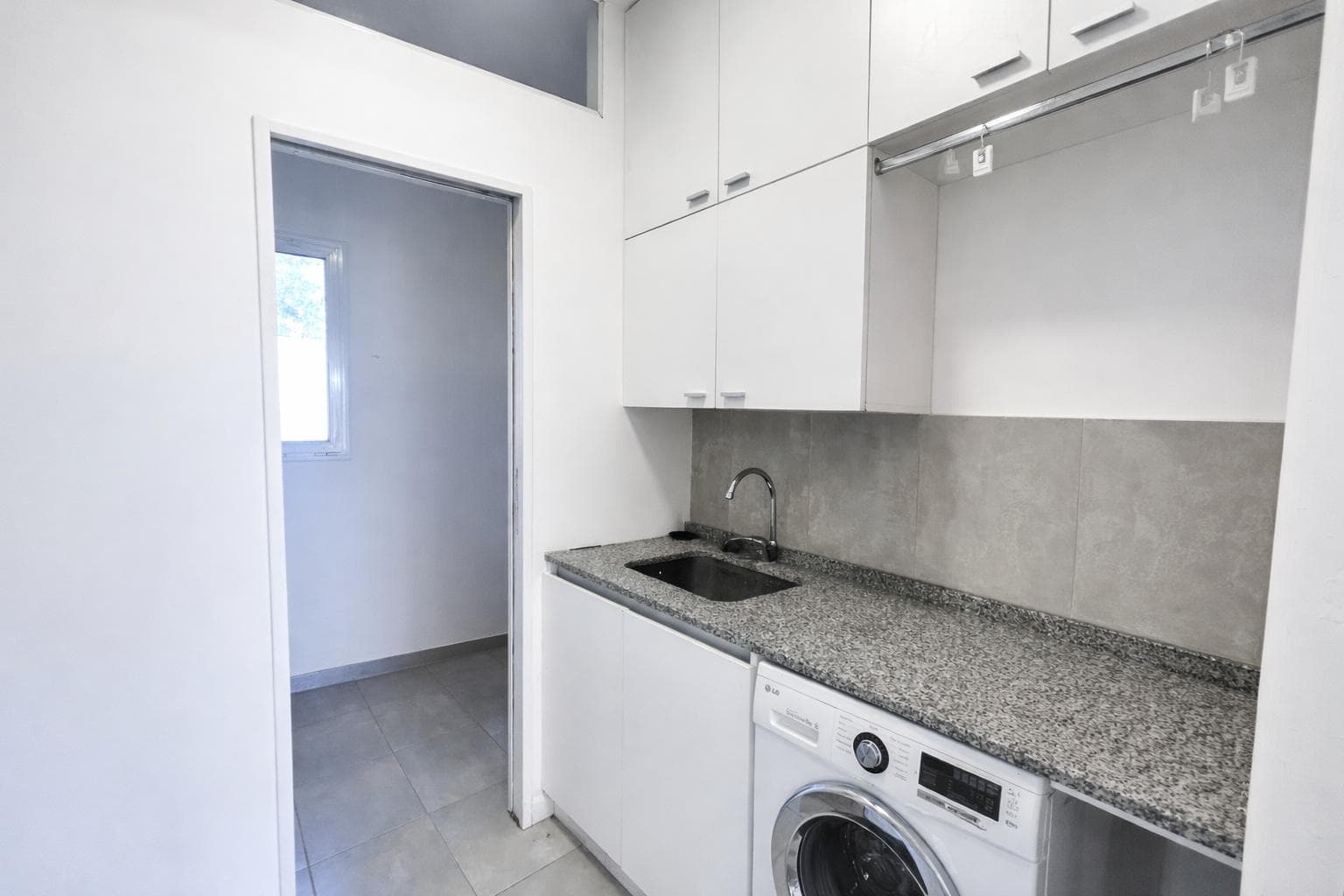 BARGAIN SALE: HOUSE WITH ACCESS TO THE LAGOON IN THE ISLAS DISTRICT—Furniture Included!!