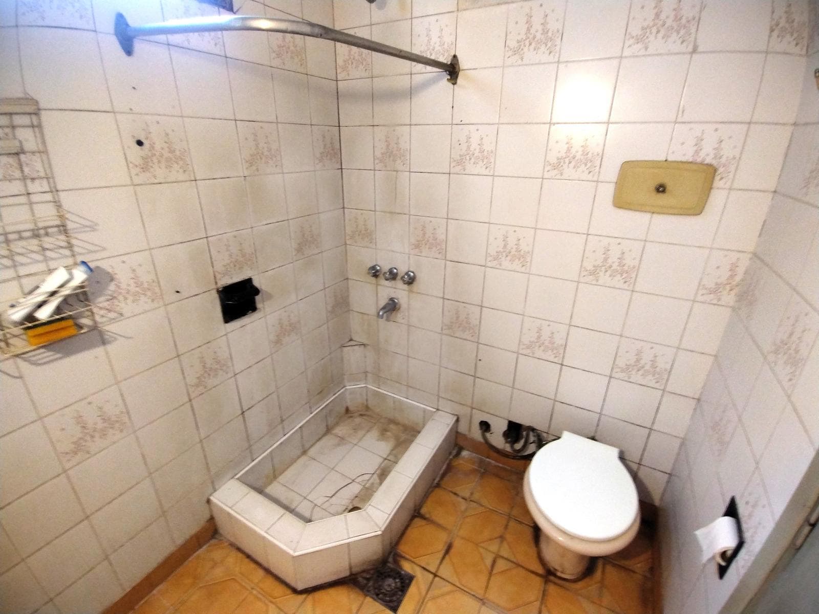 6-ROOM HOUSE FOR SALE IN LONGCHAMPS