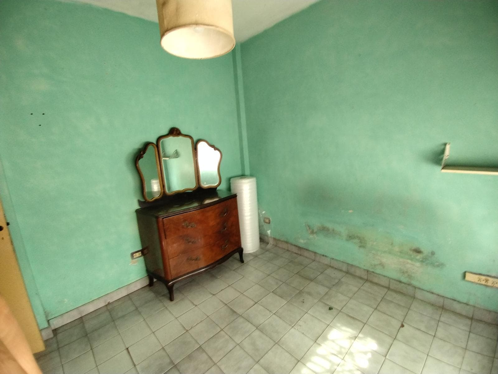 6-ROOM HOUSE FOR SALE IN LONGCHAMPS