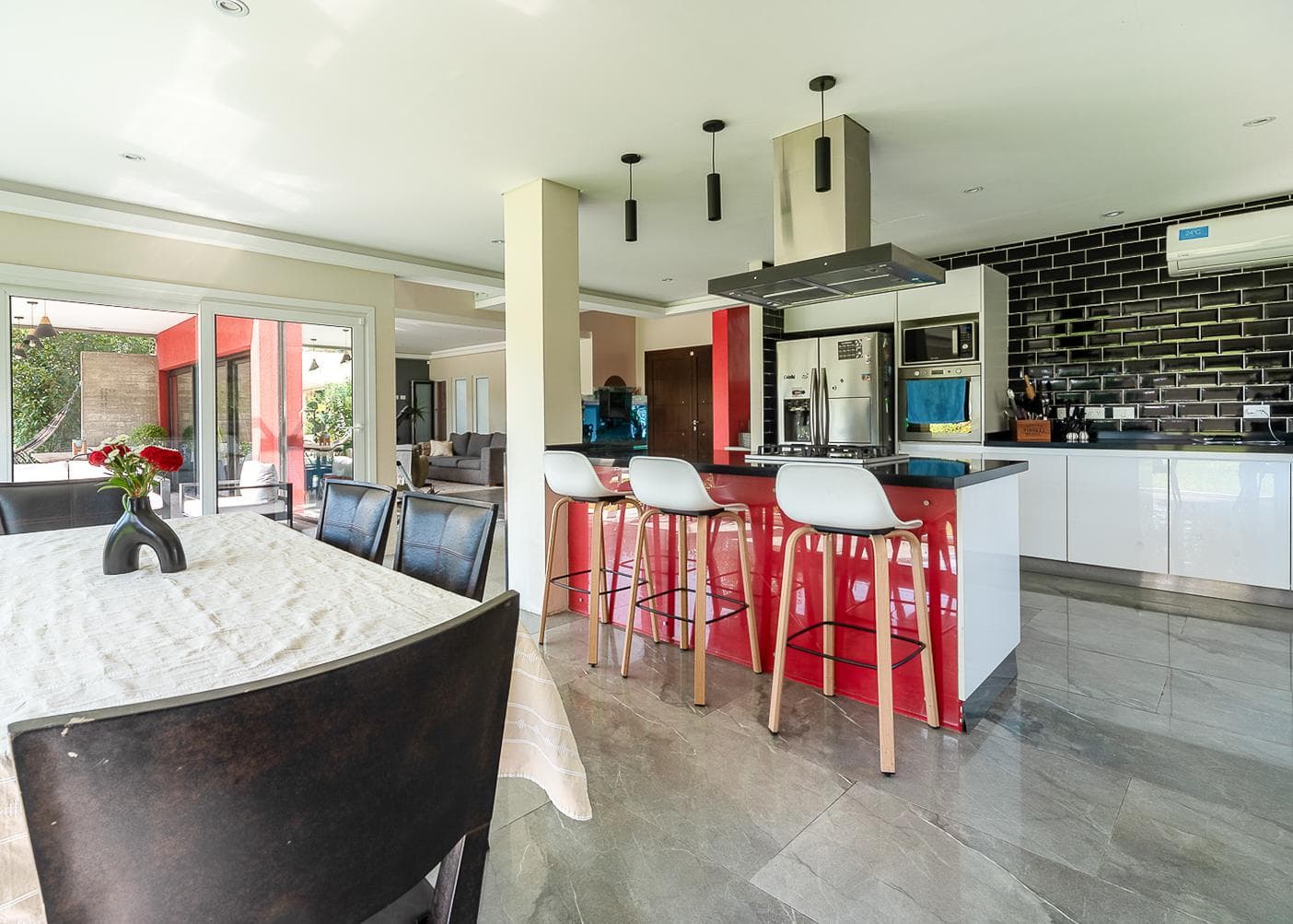 4-Room House for Sale with Pool at Haras Santa María in the El Molino Neighborhood