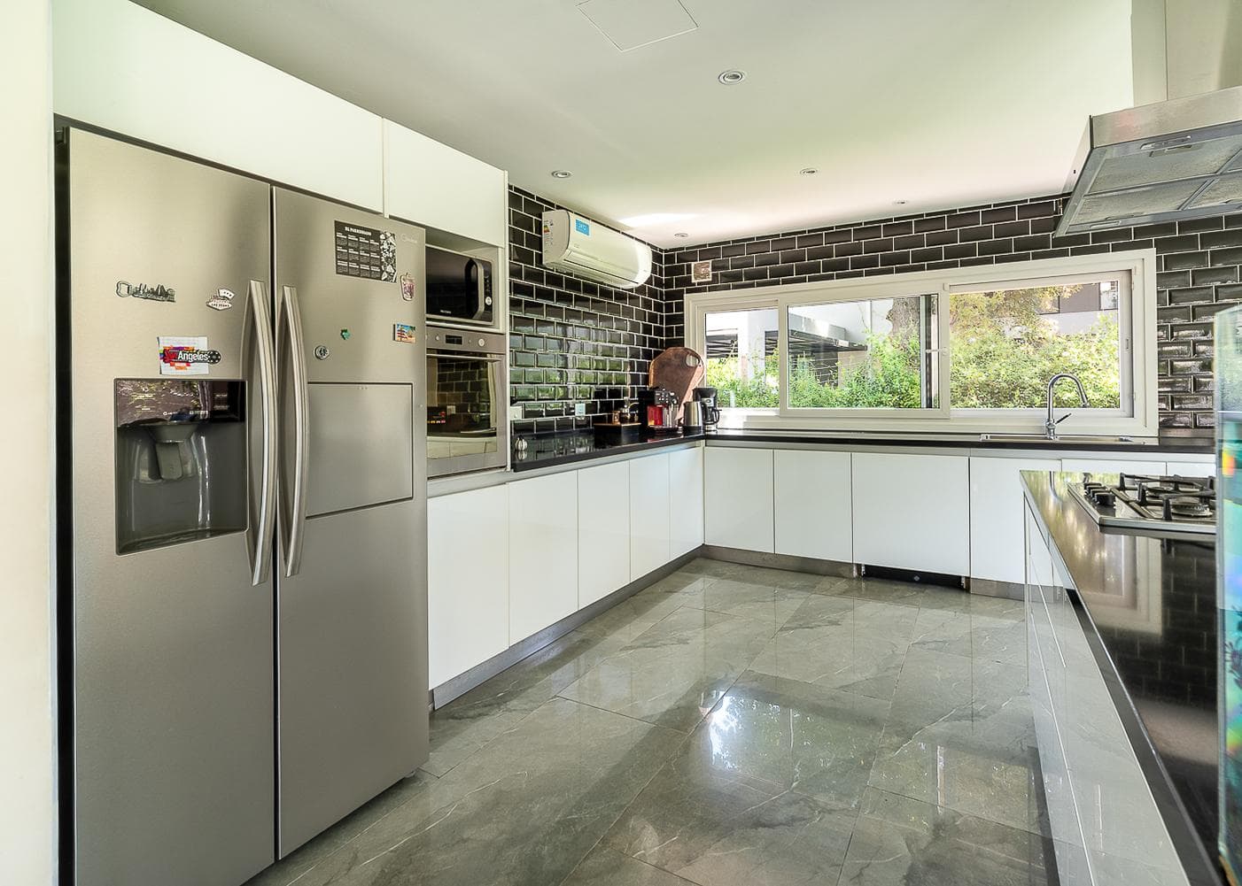 4-Room House for Sale with Pool at Haras Santa María in the El Molino Neighborhood
