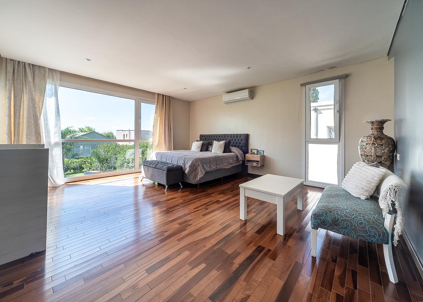 4-Room House for Sale with Pool at Haras Santa María in the El Molino Neighborhood