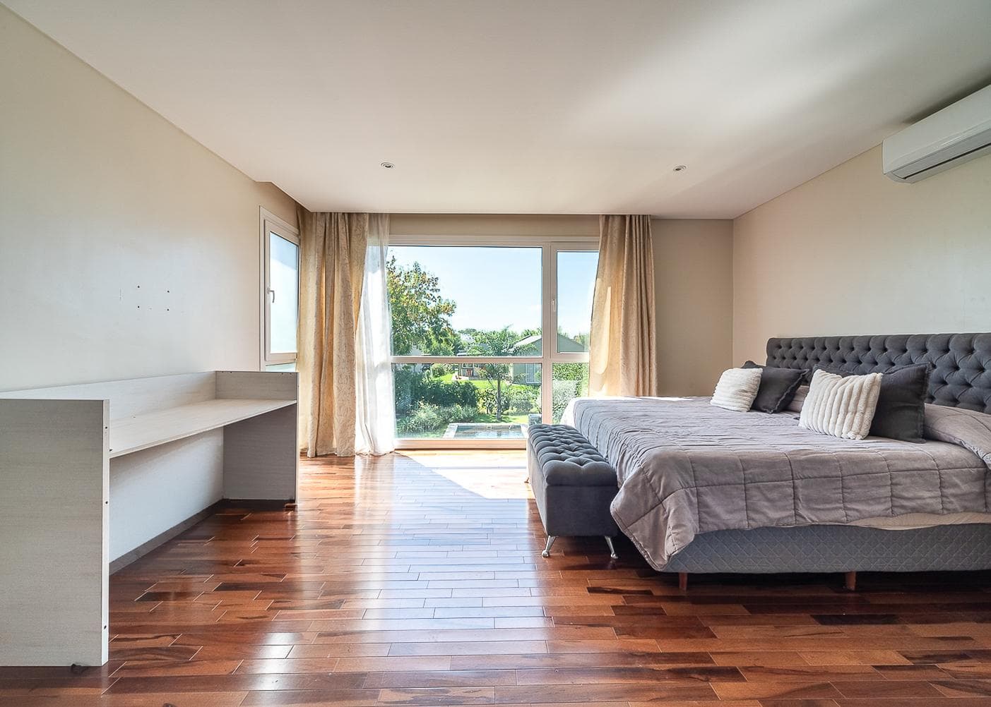 4-Room House for Sale with Pool at Haras Santa María in the El Molino Neighborhood