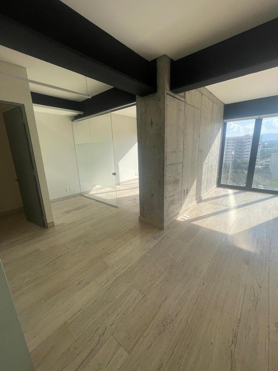 Office for Rent in Anahuac