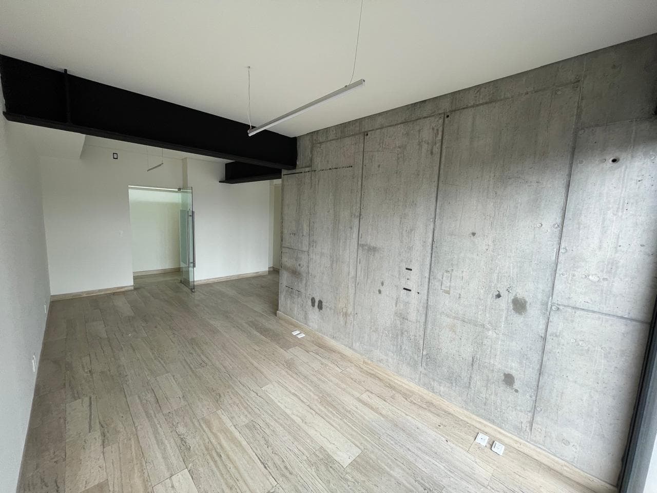 Office for Rent in Anahuac