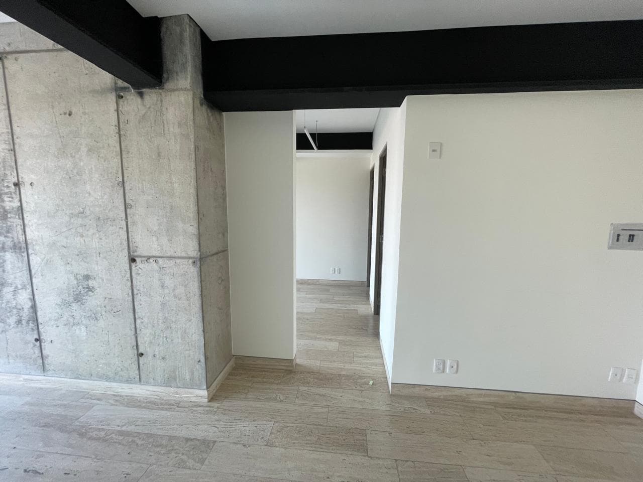Office for Rent in Anahuac