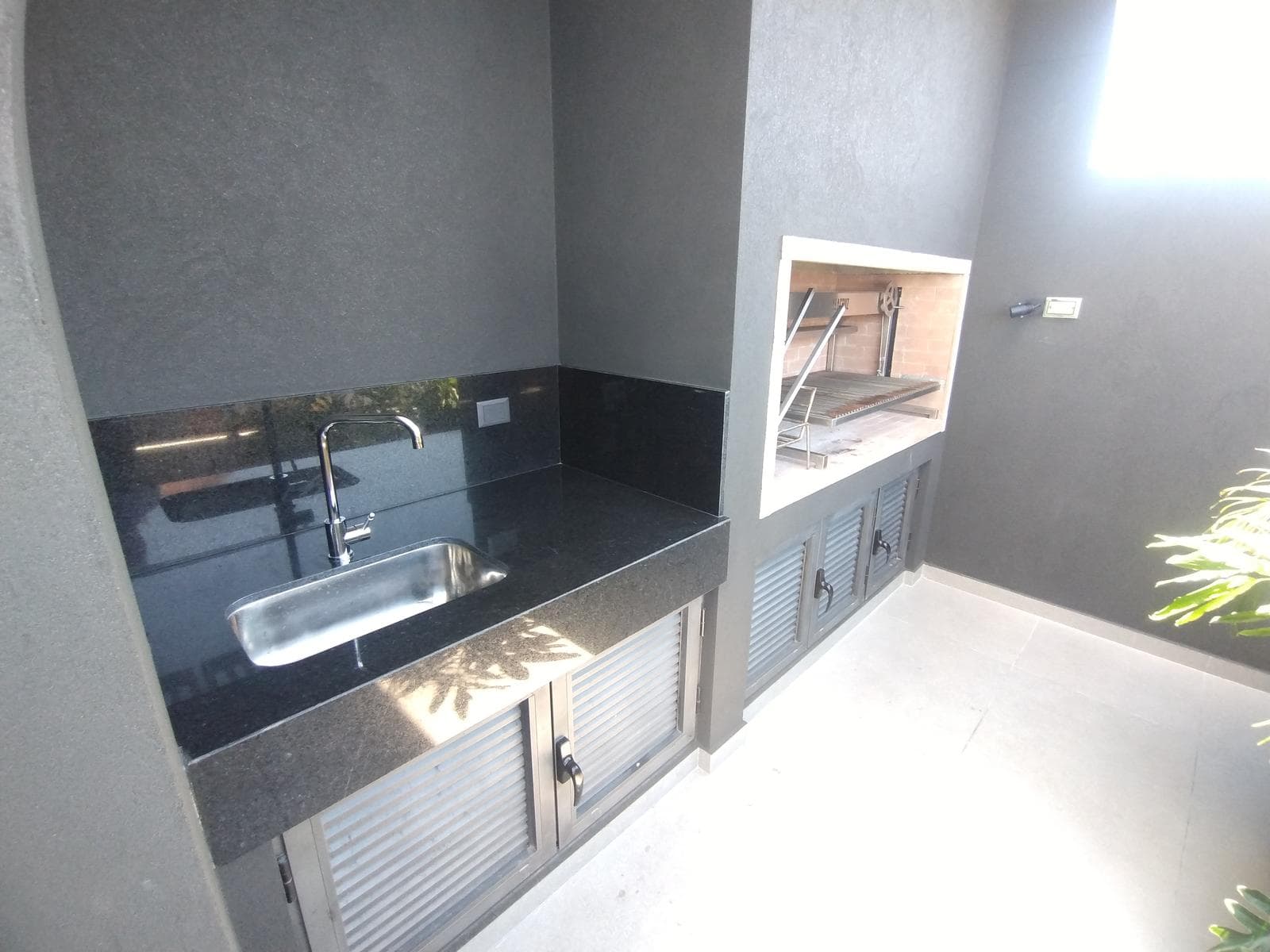 BRAND-NEW 2-Bedroom Apartment for Rent with Balcony and Amenities in Núñez