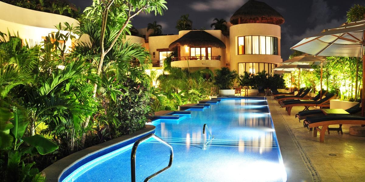 Departamento 2 Recámaras en Venta Porto Playa Playa del Carmen | Cerca de la Playa | P3654