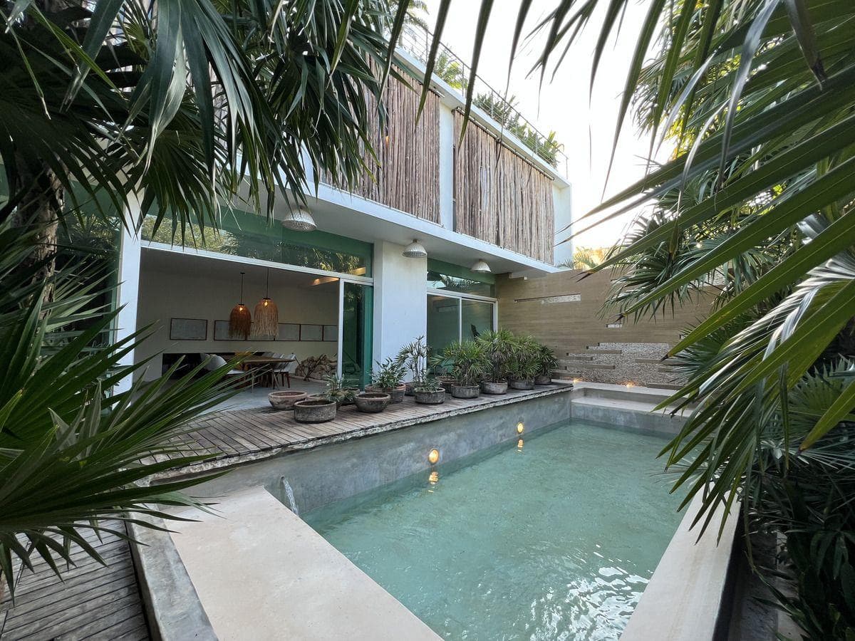 HOUSE FOR SALE AND RENT IN MÉRIDA | SAN RAMÓN NORTE | SWIMMING POOL AND EXCELLENT LOCATION