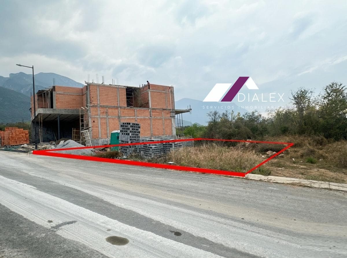 FOR SALE: 404-square-meter lot in the AMANI TERRA Subdivision, National Highway area, Santiago, Nuevo León