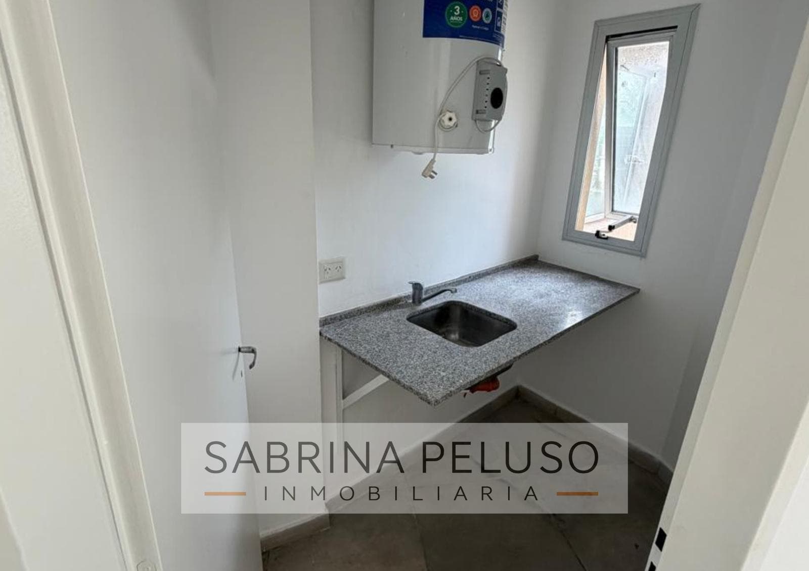 FOR RENT: 3-Bedroom Apartment - Moreno, 700 meters from the Acceso Oeste Expressway