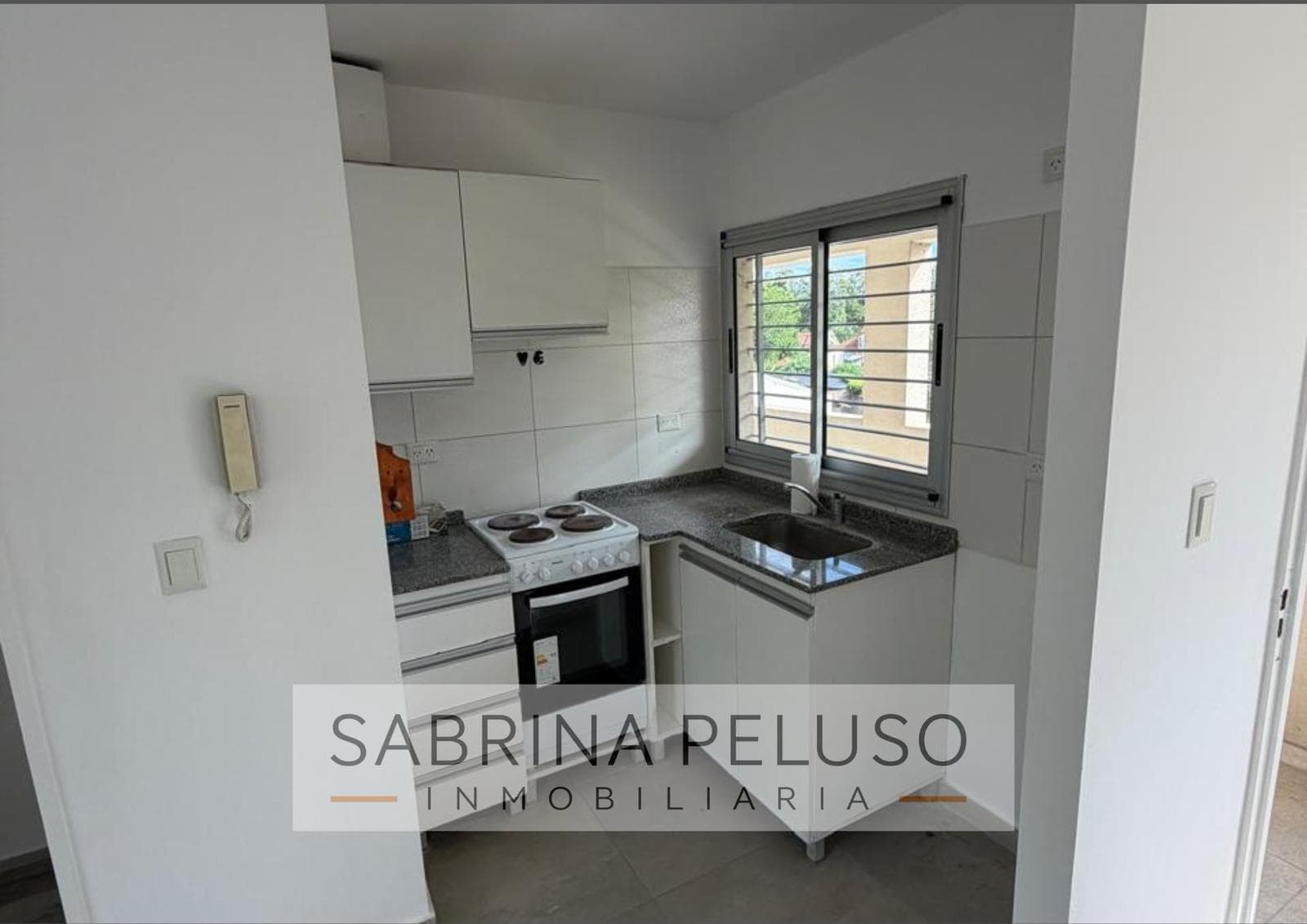 FOR RENT: 3-Bedroom Apartment - Moreno, 700 meters from the Acceso Oeste Expressway