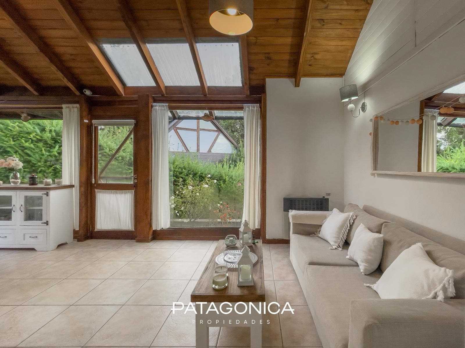 HOUSE FOR SALE: 94 m², 3 BEDROOMS, HILL VIEW, VILA LA ANGOSTURA