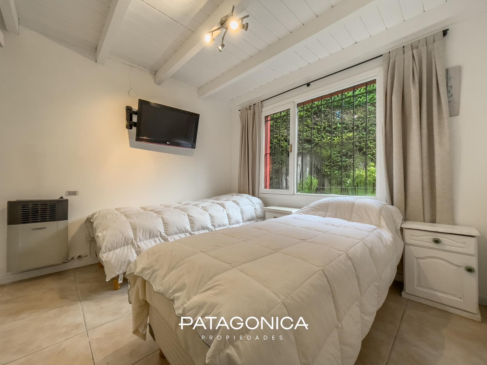 HOUSE FOR SALE: 94 m², 3 BEDROOMS, HILL VIEW, VILA LA ANGOSTURA