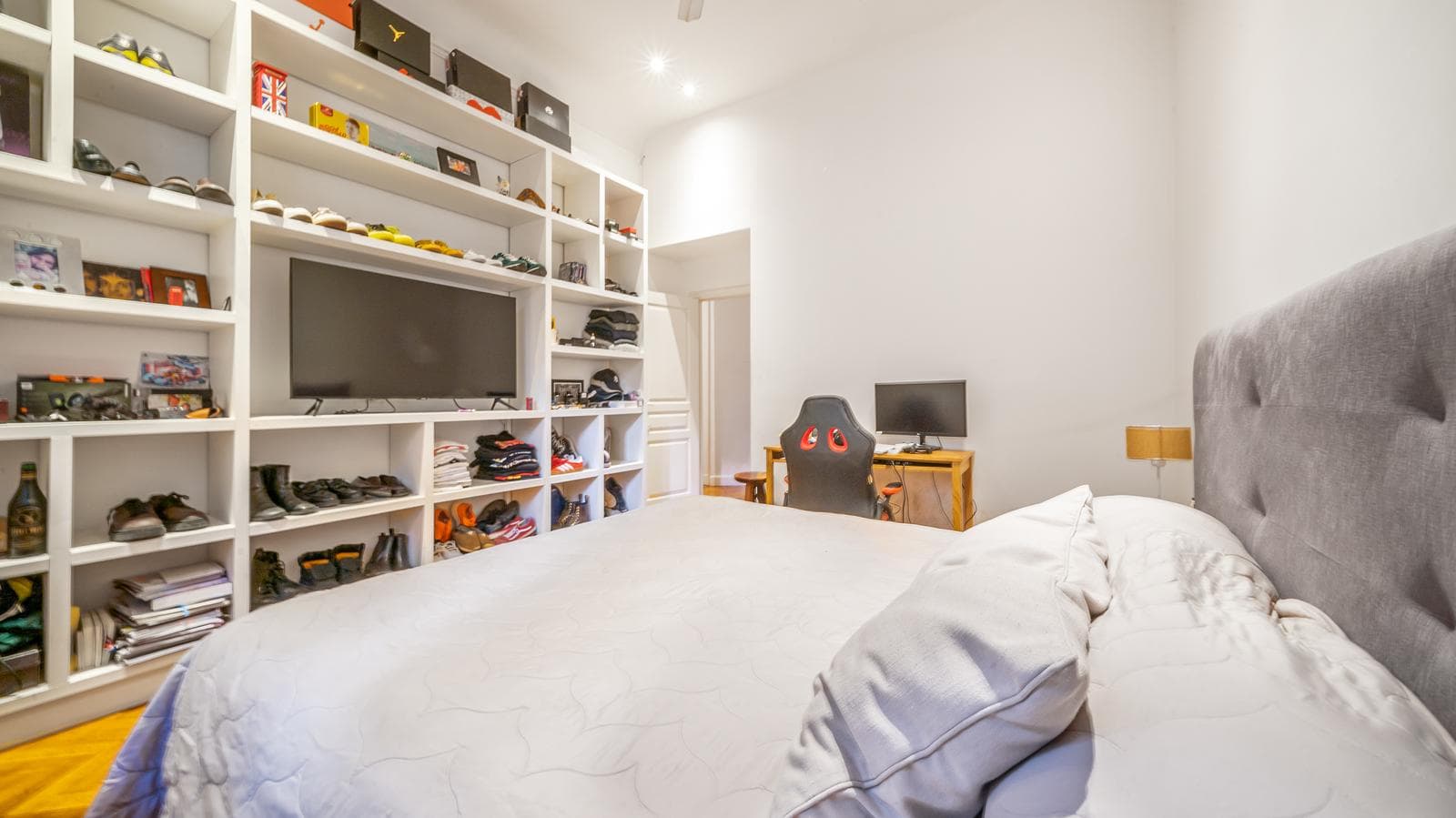 Impecable 6 ambientes en esquina Av. Las Heras y Rodríguez Peña - EXCELENTE UBICACION