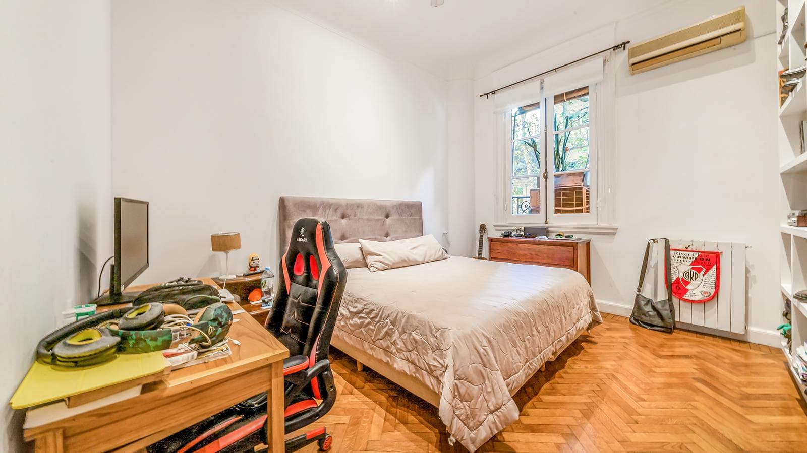 Impecable 6 ambientes en esquina Av. Las Heras y Rodríguez Peña - EXCELENTE UBICACION