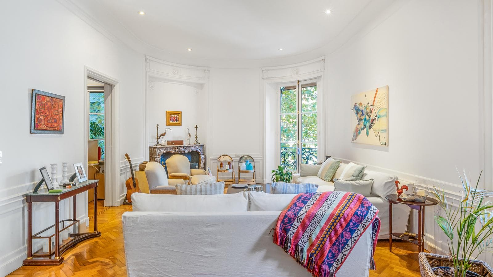 Impecable 6 ambientes en esquina Av. Las Heras y Rodríguez Peña - EXCELENTE UBICACION