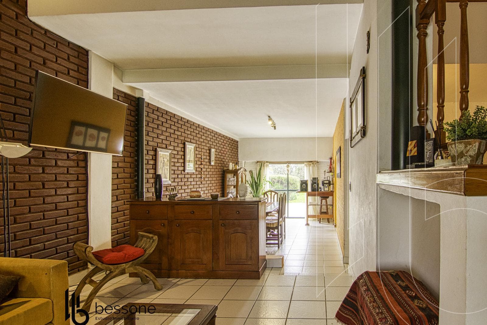 House 4 with a garage