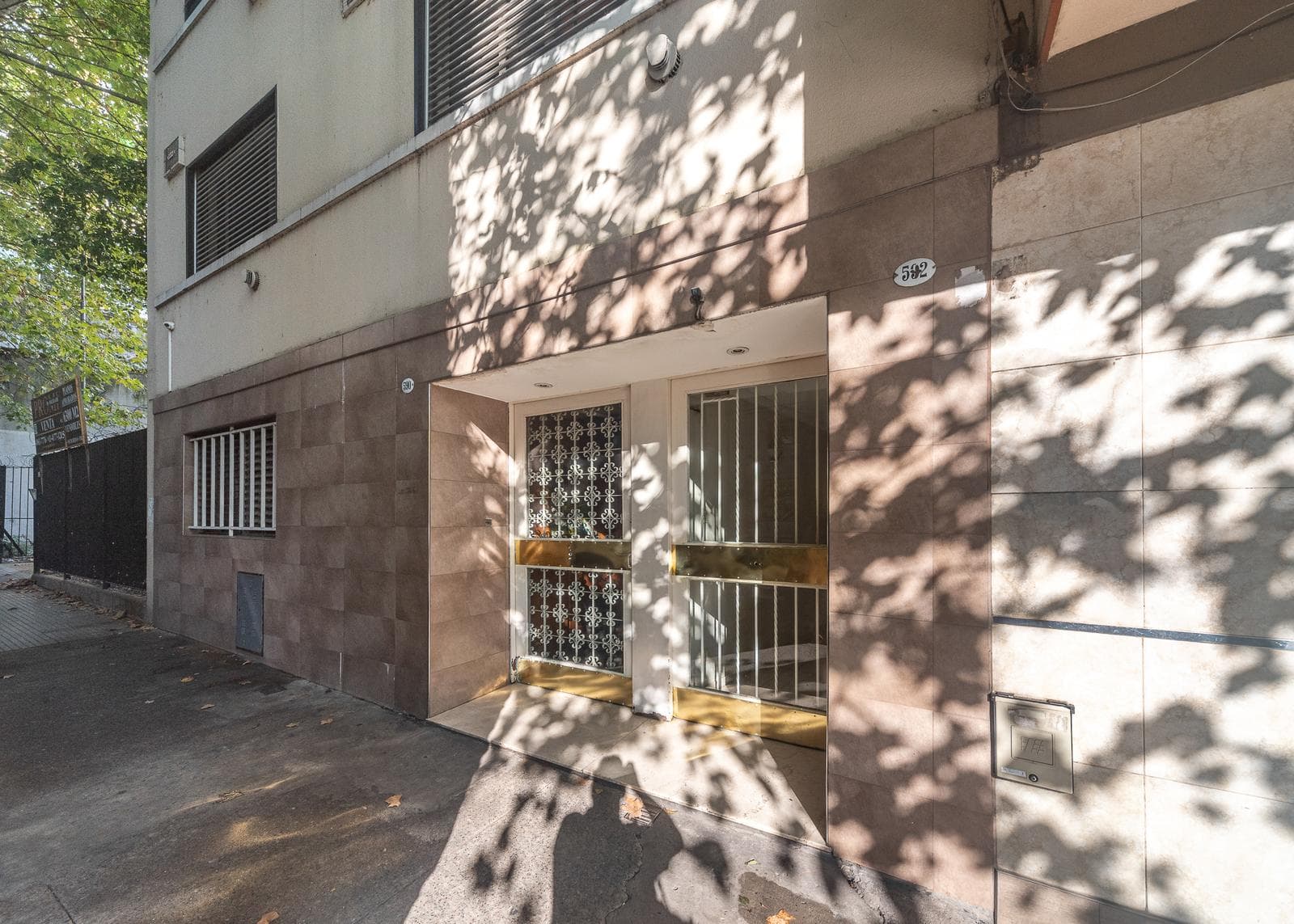 3-ROOM APARTMENT FOR SALE WITH A PATIO IN CABALLITO
