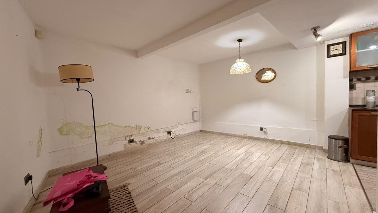 FOR SALE | TRADE - PH HOUSE ON THE STREET WITH GARAGE IN THE ABASTO NEIGHBORHOOD