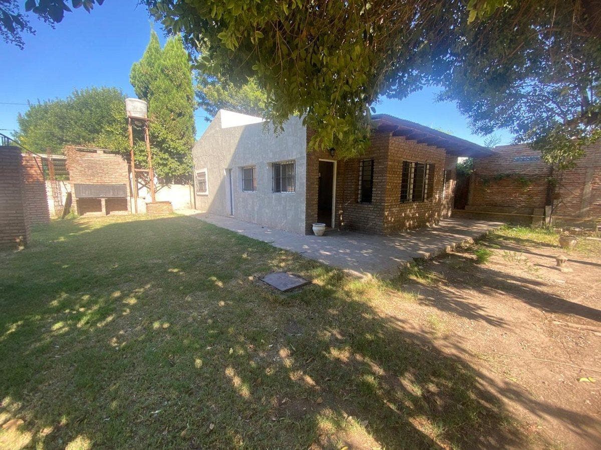HOUSE FOR SALE OR EXCHANGE ON A 864 M2 LOT IN IBARLUCEA
